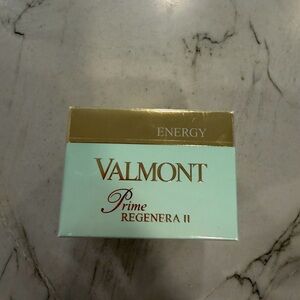 Valmont Prime Regenera II Moisturizer - Gold and Cream